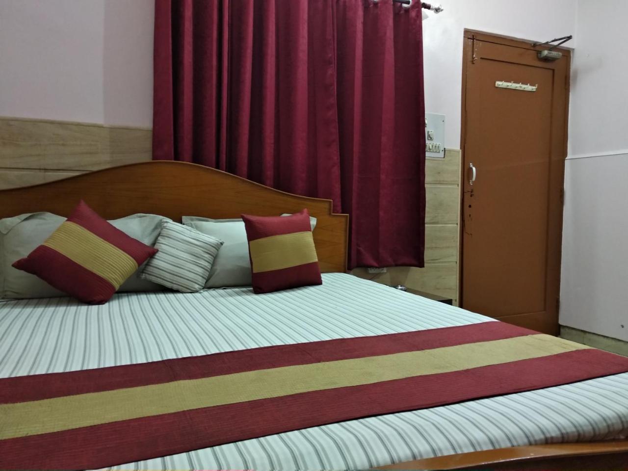 Hotel Palace Амритсар Экстерьер фото